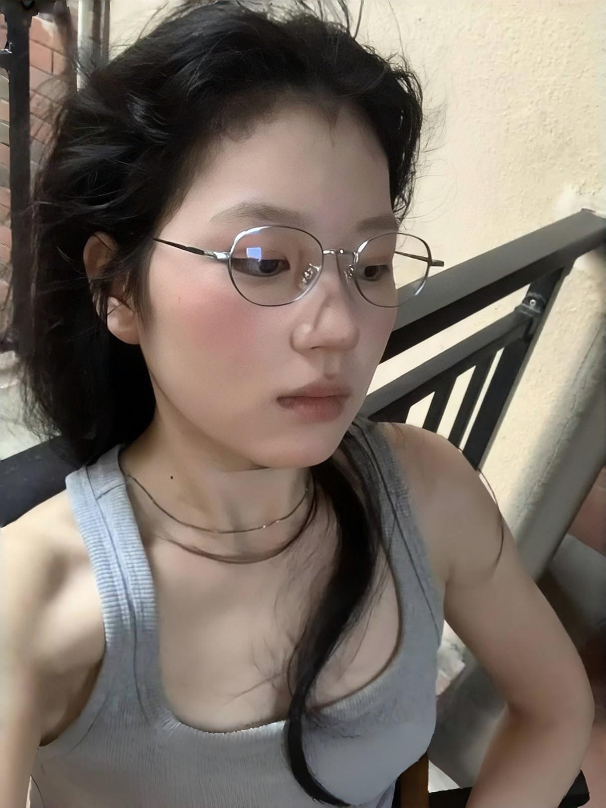 Korean-Style Ultra-Lightweight Small Oval Metal Glasses for Women - Colorless Prescription Ready, Perfect for Small Faces and High Myopia