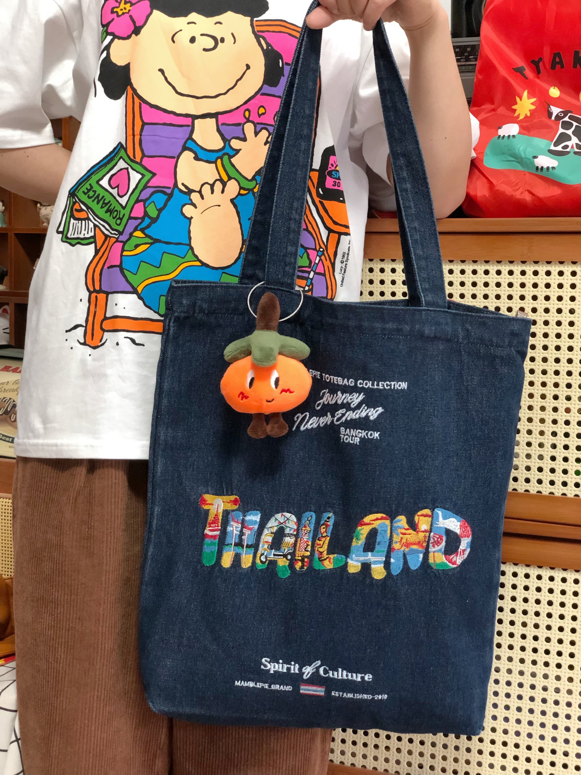 Korean-Style Versatile Denim Tote Bag for Women, Retro Large Capacity Commuter and Student Bag, Japanese-Inspired Fashion Accessory