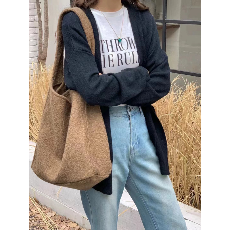 Korean Style Winter Gray Wool Tote Bag - Large Capacity Shoulder Bag for Versatile Mother-Child Use, Lazy Chic Fashion