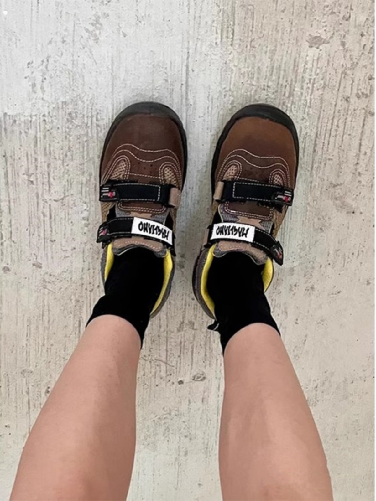 Korean Women's Velcro Dad Shoes - Functional Casual Sports Shoes for Work & Outdoor Activities, Stylish Workwear Footwear