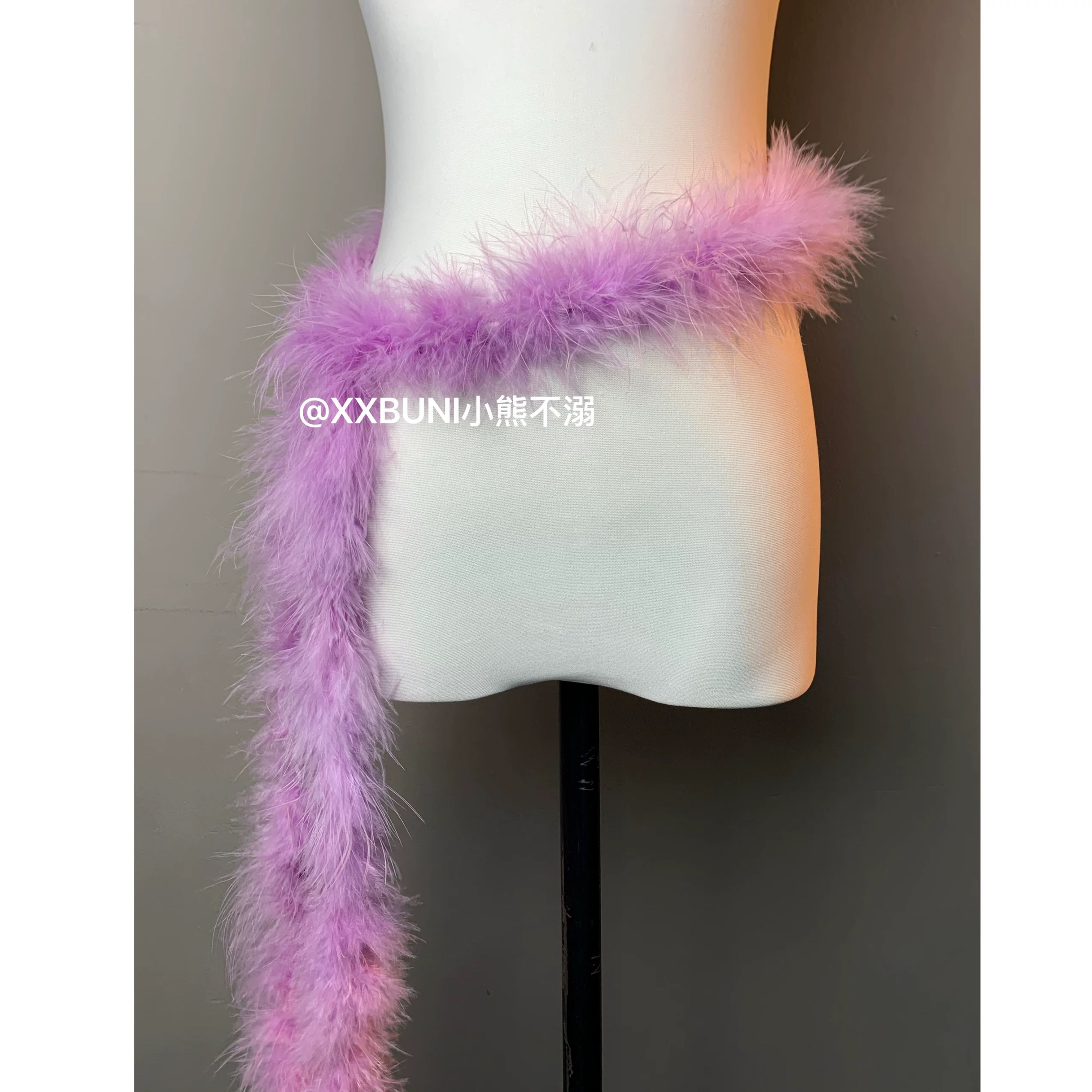 Kpop Gray-Purple Dance Outfit with Lace Splicing Sports Pants and Purple Lace Camisole - Stylish Y2K Inspired Look Kpop Gray-Purple Dance Outfit with Lace Splicing Sports Pants and Purple Lace Camisole - Stylish Y2K Inspired Look