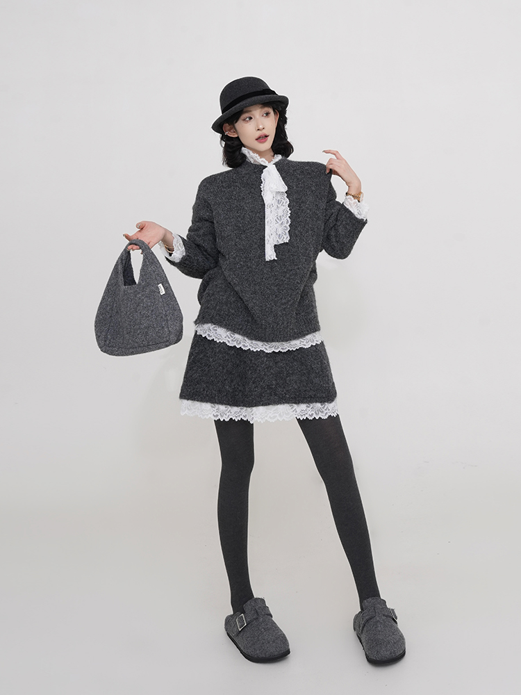 Lace Edge Spliced Thick Knitted Sweater Set for Women - Autumn Winter Loose Long Sleeve Christmas Top in Korean Style