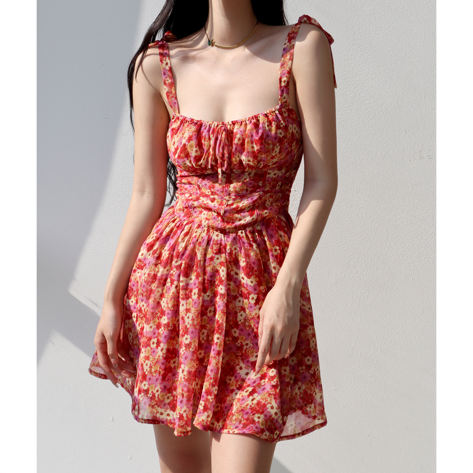 Lace-Up Floral Spaghetti Strap Dress for Women - Retro Pastoral A-Line, Waist-Cinching, Slimming, Flared Vacation Style