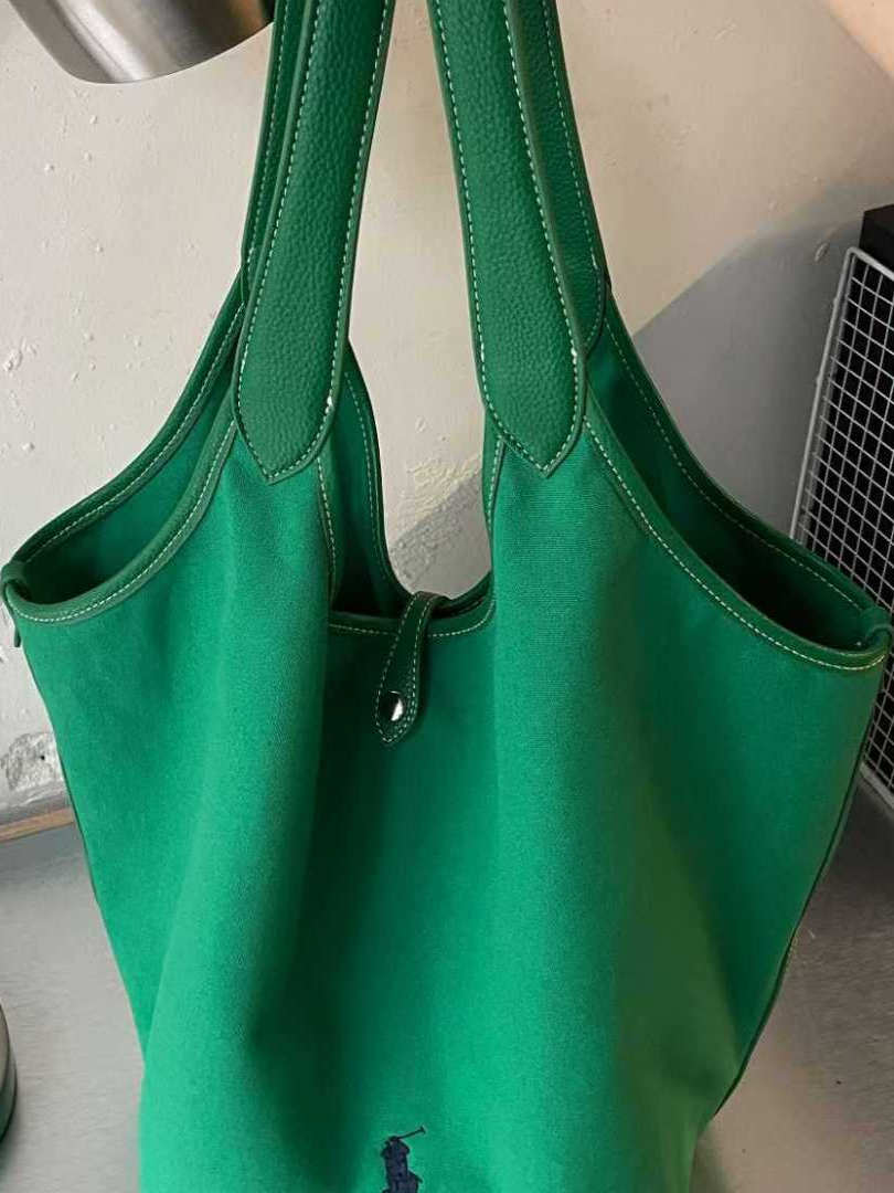 Large Capacity Bucket Bag - 2025 Niche Design Versatile Commuter Shoulder Tote for Women - Chic Fashion Handbag Large Capacity Bucket Bag - 2025 Niche Design Versatile Commuter Shoulder Tote for Women - Chic Fashion Handbag