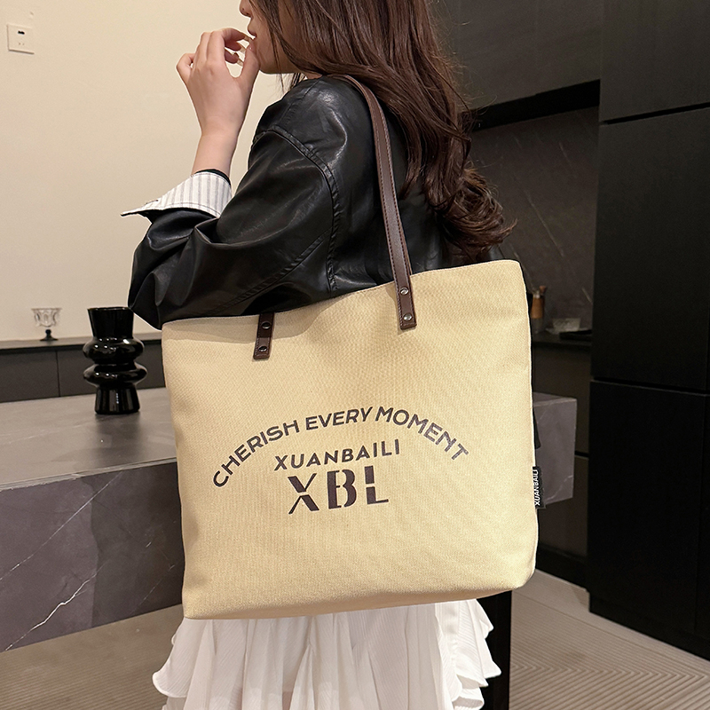 Large Capacity Canvas Shoulder Bag for Women - Versatile Commuter Tote for College Students - Stylish 2025 Design Large Capacity Canvas Shoulder Bag for Women - Versatile Commuter Tote for College Students - Stylish 2025 Design