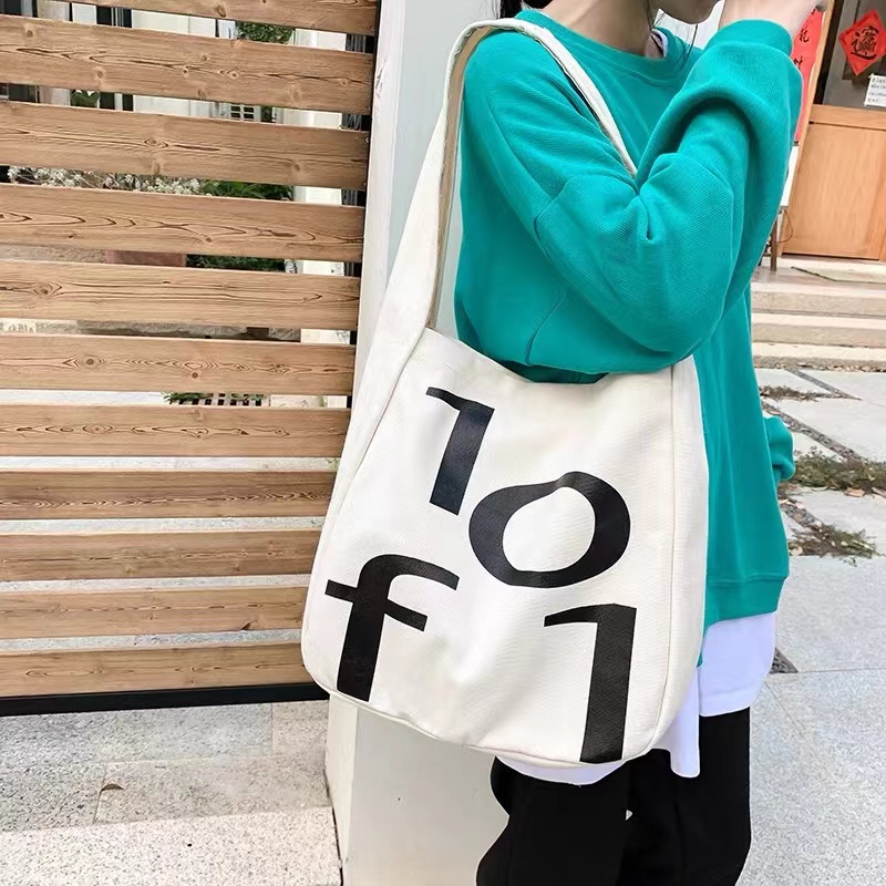 Large Capacity Canvas Tote Bag for Class and Commute - Versatile Simple Underarm Design for Everyday Use