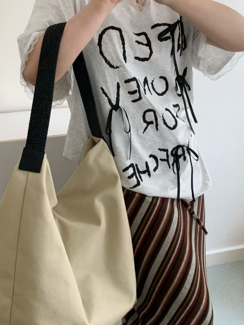 Large Capacity Canvas Tote Bag with Genuine Leather Woven Rope Strap - Versatile Bucket-Style Women's Shoulder Bag Large Capacity Canvas Tote Bag with Genuine Leather Woven Rope Strap - Versatile Bucket-Style Women's Shoulder Bag