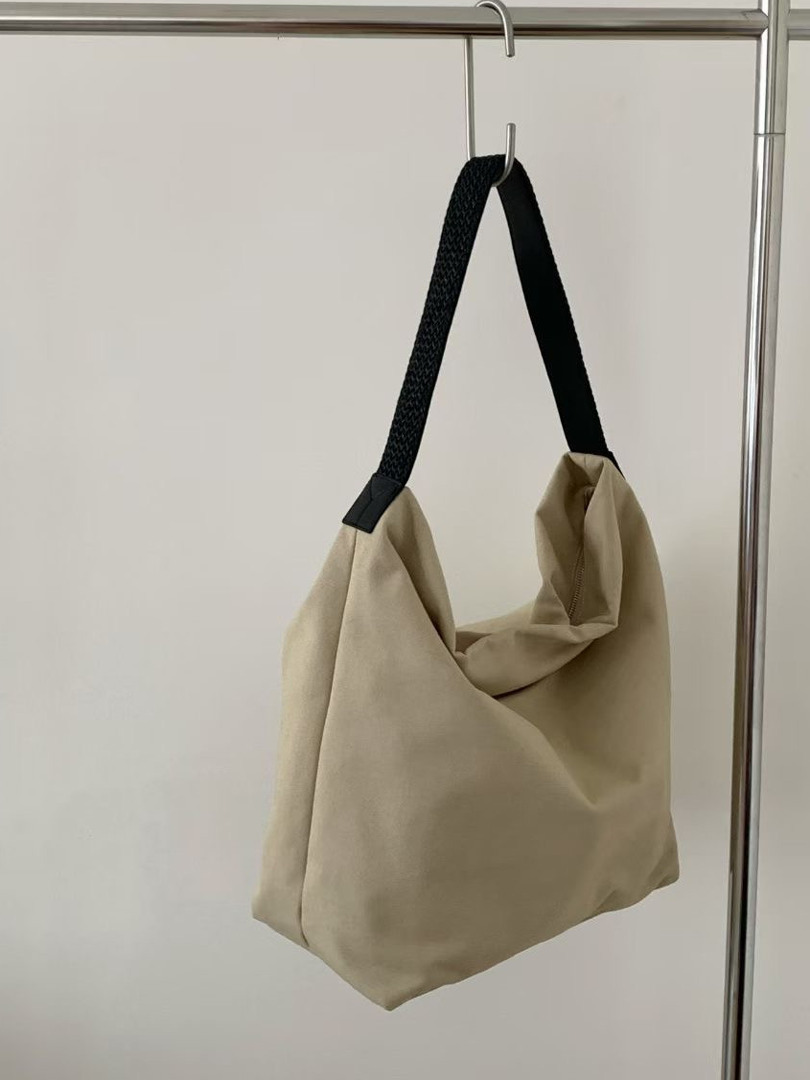 Large Capacity Canvas Tote Bag with Genuine Leather Woven Rope Strap - Versatile Bucket-Style Women's Shoulder Bag Large Capacity Canvas Tote Bag with Genuine Leather Woven Rope Strap - Versatile Bucket-Style Women's Shoulder Bag
