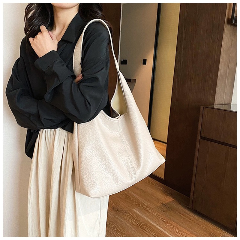 Large Capacity Casual Tote Bag for Women - Soft Surface Commuter Underarm Bag, Stylish Mother-Daughter Design, 2025 Trend Large Capacity Casual Tote Bag for Women - Soft Surface Commuter Underarm Bag, Stylish Mother-Daughter Design, 2025 Trend