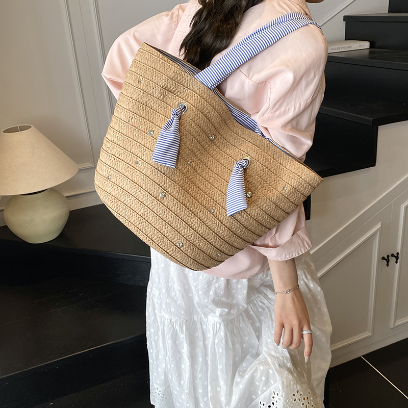 Large Capacity French-Style Woven Straw Beach Tote Bag for Women - 2025 Summer Casual Seaside Shoulder Bag Large Capacity French-Style Woven Straw Beach Tote Bag for Women - 2025 Summer Casual Seaside Shoulder Bag