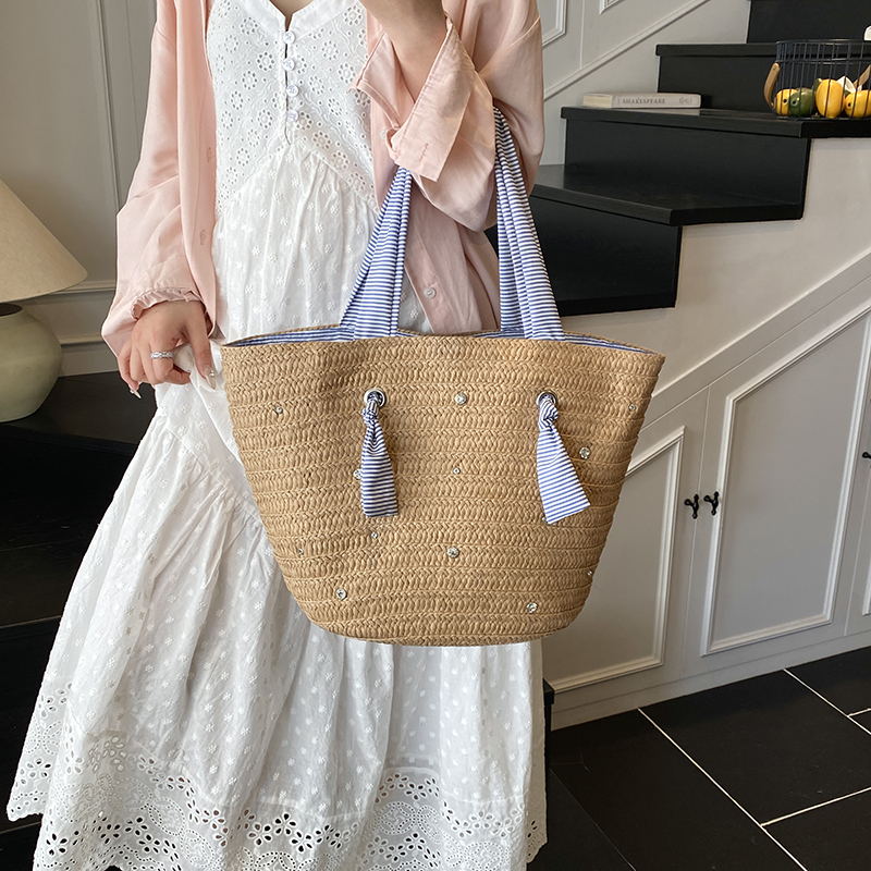 Large Capacity French-Style Woven Straw Beach Tote Bag for Women - 2025 Summer Casual Seaside Shoulder Bag