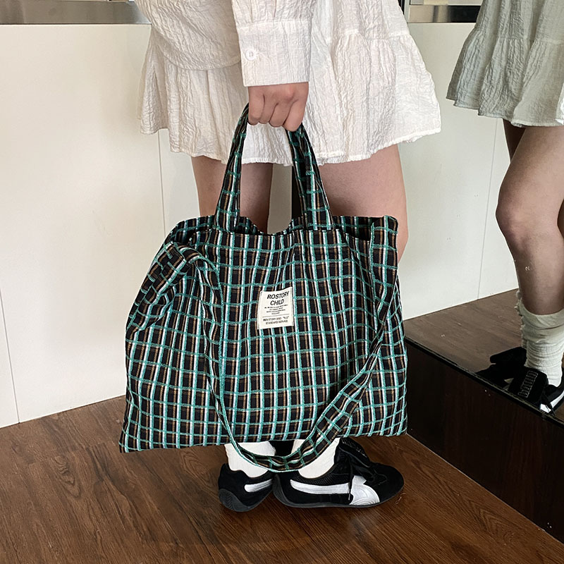 Large Capacity Lightweight Canvas Crossbody Tote Bag for Women - Versatile National Style Design, Spring/Summer 2025 Collection Large Capacity Lightweight Canvas Crossbody Tote Bag for Women - Versatile National Style Design, Spring/Summer 2025 Collection