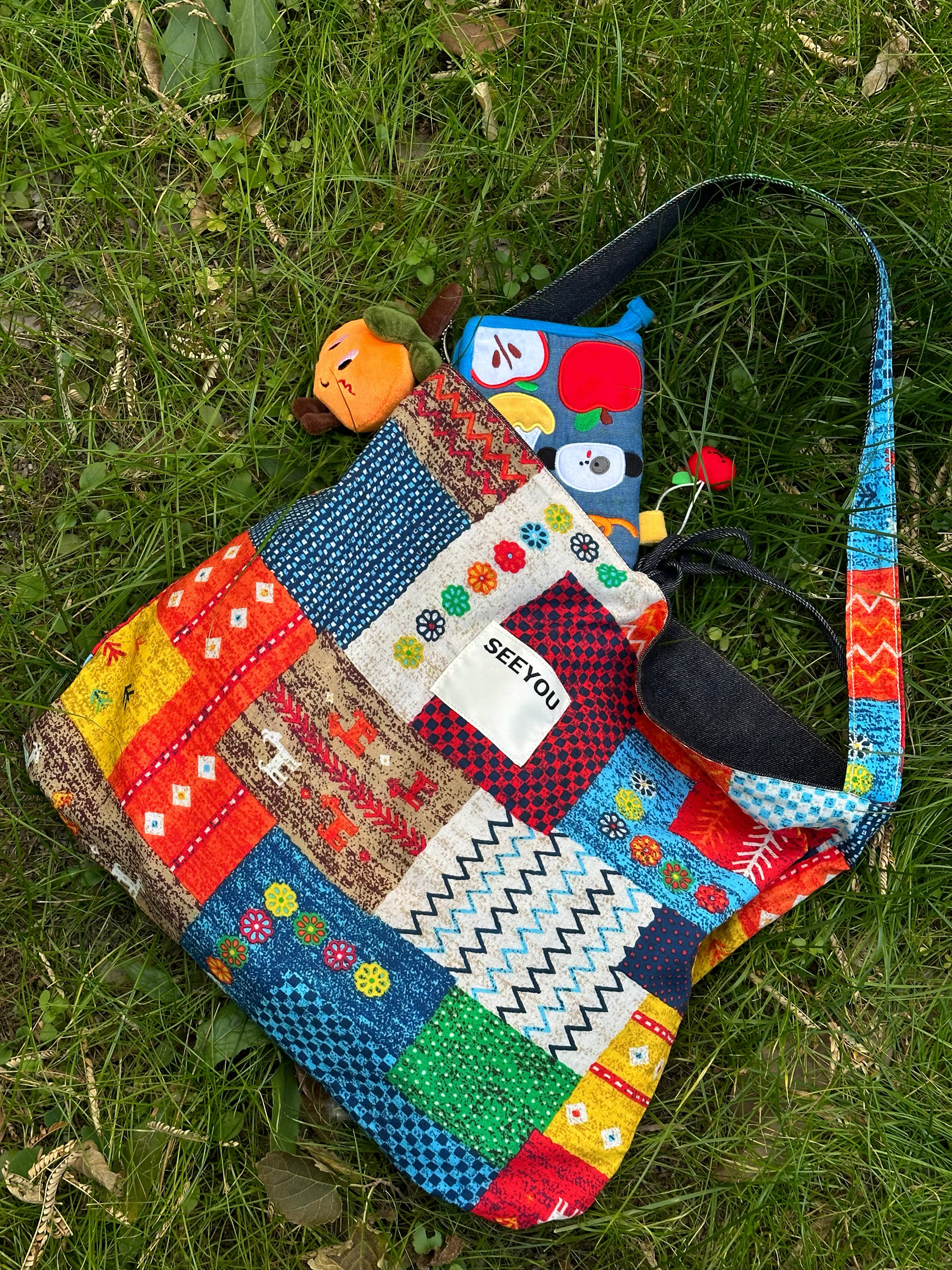 Large Capacity Patchwork Canvas Crossbody Tote Bag for Women - Denim Style Shoulder Bag for Students