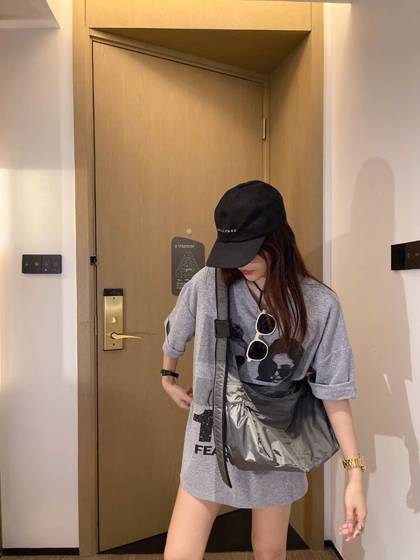 Large-Capacity Unisex Crossbody Bag - 2025 Waterproof Nylon Casual Shoulder Bag for Everyday Use