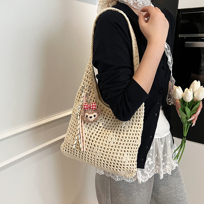 Large Capacity Woven Straw Bag for Women - Hollow Shoulder Shopping Tote, 2025 Spring Summer Beach Bag in Lazy Style Large Capacity Woven Straw Bag for Women - Hollow Shoulder Shopping Tote, 2025 Spring Summer Beach Bag in Lazy Style