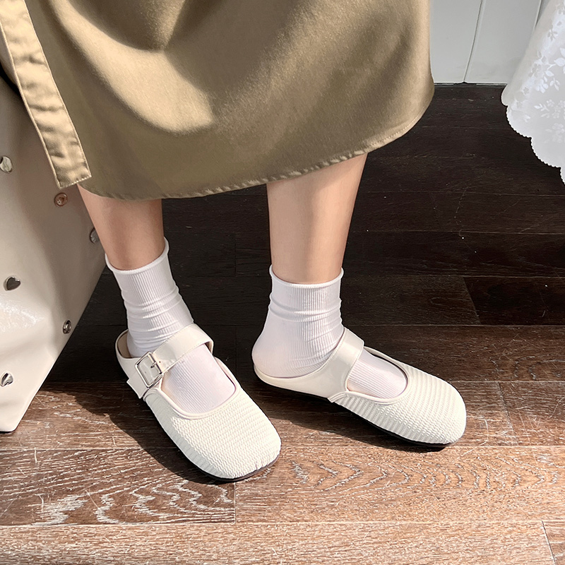 Large Size Women's Mary Jane Flat Slippers - Gentle Temperament, Wide Fit, Size 40-43, Comfortable Toe Design Large Size Women's Mary Jane Flat Slippers - Gentle Temperament, Wide Fit, Size 40-43, Comfortable Toe Design