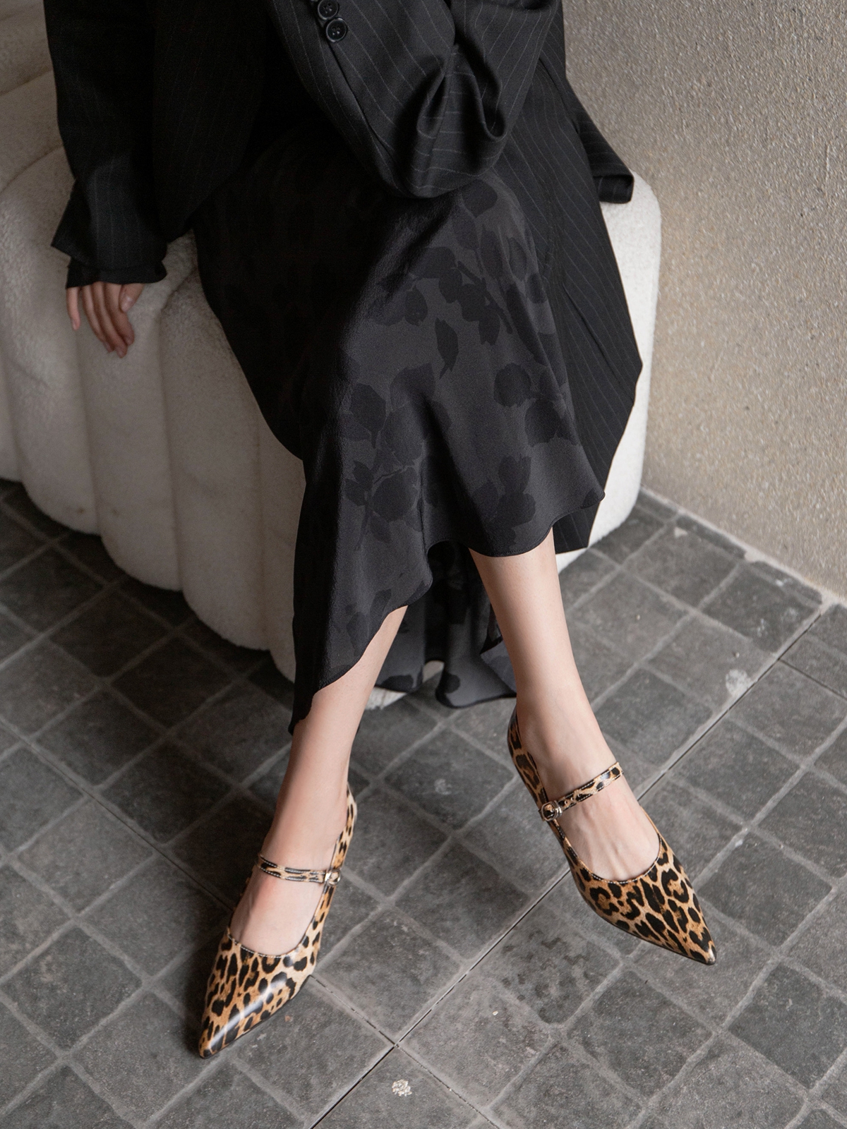 Leopard Print Pointed Toe Mary Jane Shoes - Retro Charm High Heels for a Sexy European and American Look Leopard Print Pointed Toe Mary Jane Shoes - Retro Charm High Heels for a Sexy European and American Look