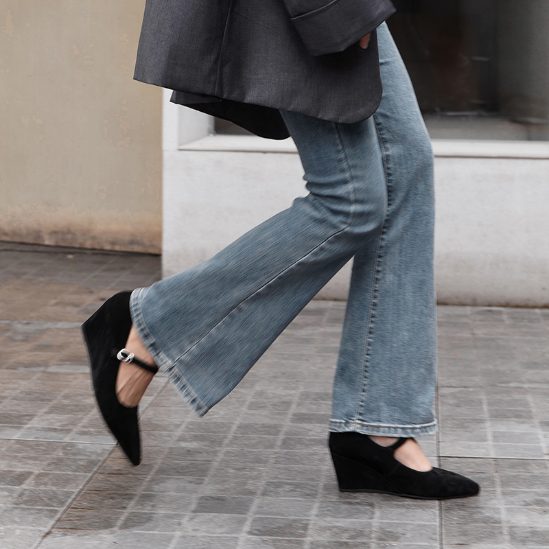 Leopard Print Pointed Toe Mary Jane Shoes - Retro Charm High Heels for a Sexy European and American Look Leopard Print Pointed Toe Mary Jane Shoes - Retro Charm High Heels for a Sexy European and American Look