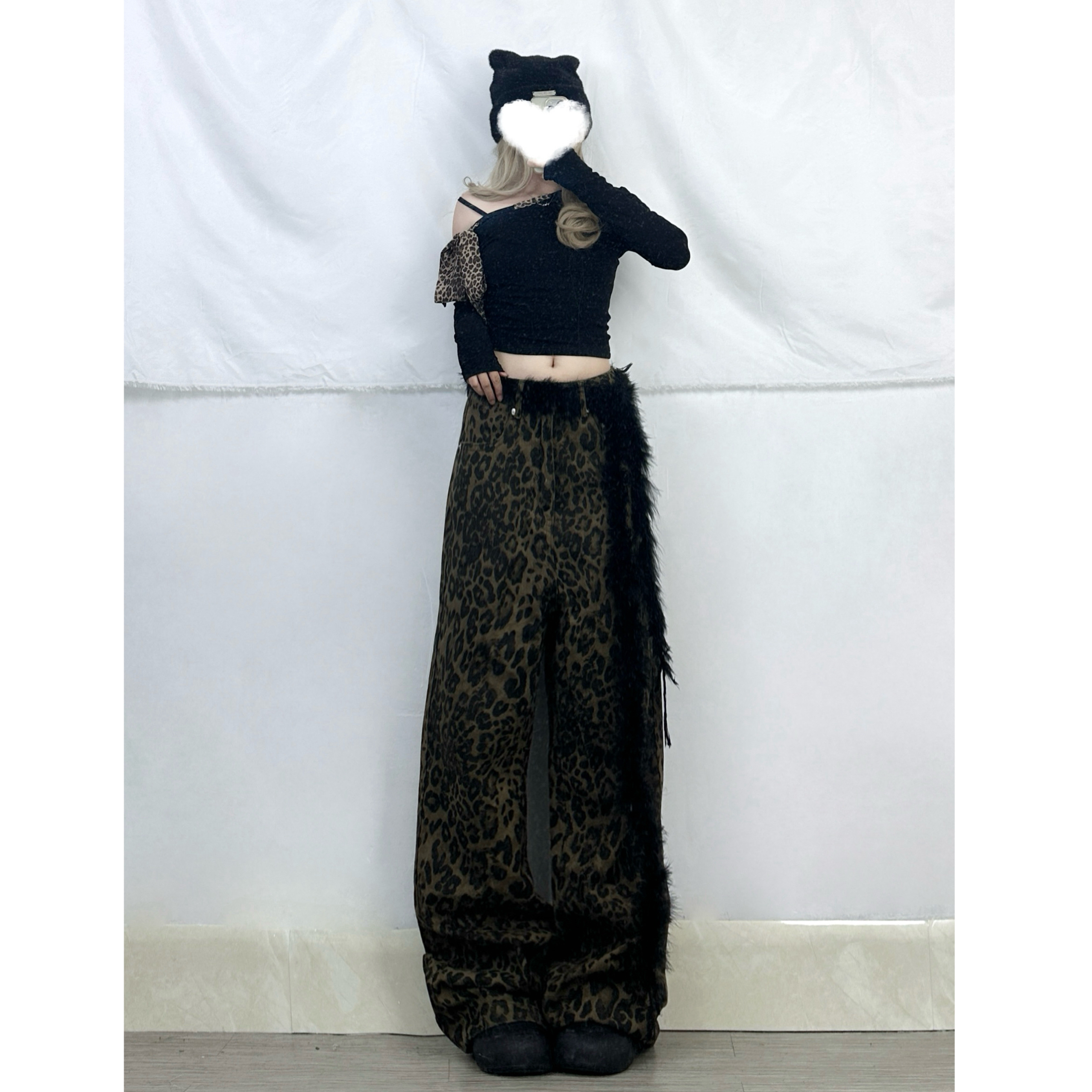 Leopard Print Wide-Leg Jazz Dance Pants for Women - Spicy Girl Loose Fit Niche Design, Trendy 90s Style Dancewear Leopard Print Wide-Leg Jazz Dance Pants for Women - Spicy Girl Loose Fit Niche Design, Trendy 90s Style Dancewear
