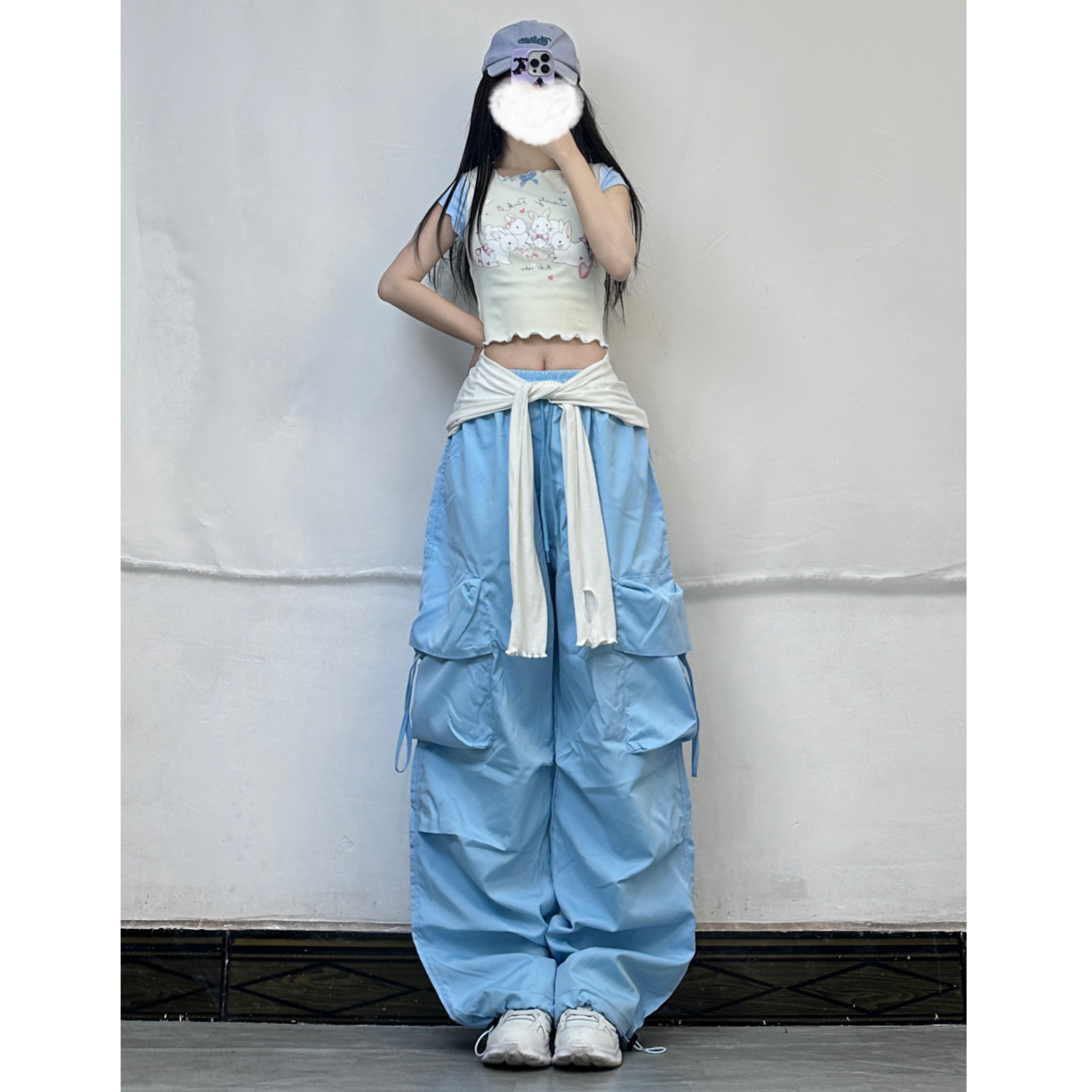 Light Blue Cargo Pants for Girls - K-Pop Dance Loose Wide-Leg Casual Floor-Length Trousers - Trendy Y2K Style Light Blue Cargo Pants for Girls - K-Pop Dance Loose Wide-Leg Casual Floor-Length Trousers - Trendy Y2K Style