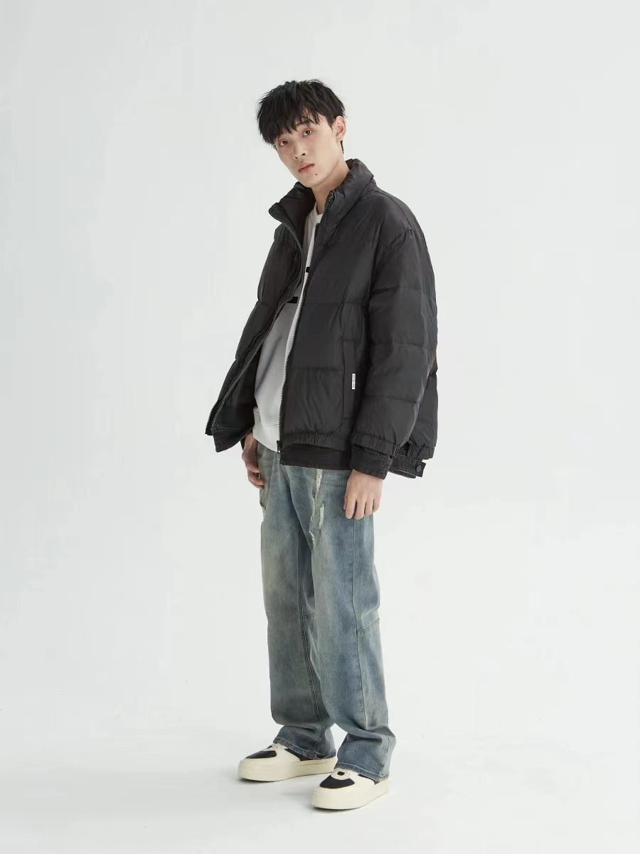 Light Blue Vintage Distressed Straight-Leg Jeans with Holes – Retro American High Street Style, Trendy Y2K Long Pants Light Blue Vintage Distressed Straight-Leg Jeans with Holes – Retro American High Street Style, Trendy Y2K Long Pants