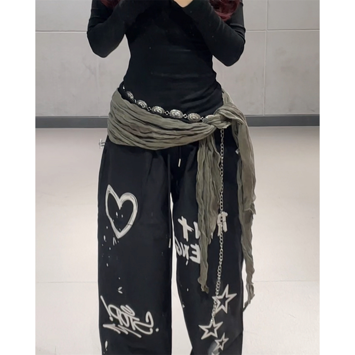 Light Gray Long Sleeve Side Stripe Letter T-Shirt for Women - American Campus Style, Autumn Winter Dance Top Light Gray Long Sleeve Side Stripe Letter T-Shirt for Women - American Campus Style, Autumn Winter Dance Top