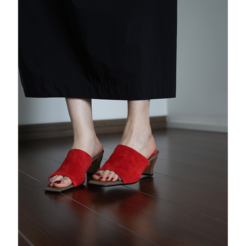 Light Retro Cowhide Open-Toe Slide Sandals for Women - Summer Casual Chunky Heeled High Heel Vacation Slides Light Retro Cowhide Open-Toe Slide Sandals for Women - Summer Casual Chunky Heeled High Heel Vacation Slides