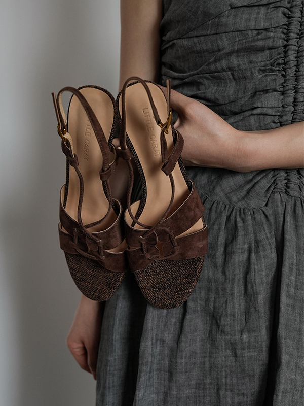 Light Retro Open-Toe Chunky Mid-Heel Sandals for Women - Simple Summer Roman Slippers in Elegant Style