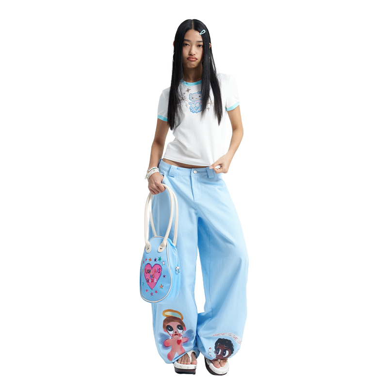 Lightweight American-Style Round Neck Short Sleeve T-Shirt for Women - Casual Everyday Wear, Summer Essential Lightweight American-Style Round Neck Short Sleeve T-Shirt for Women - Casual Everyday Wear, Summer Essential