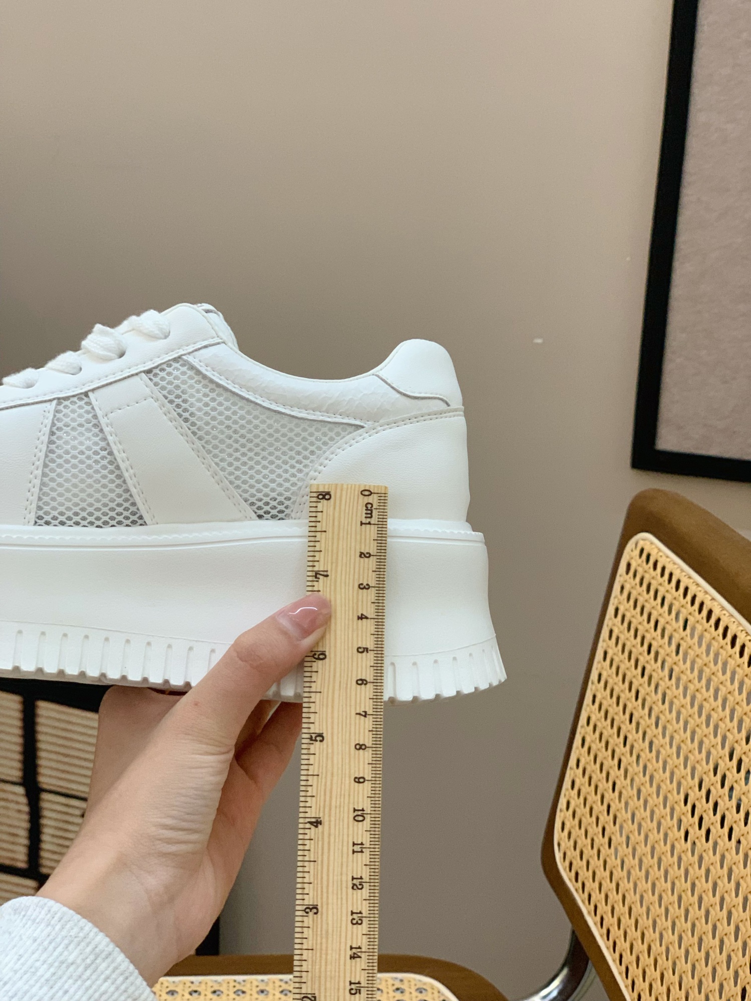 Lightweight Breathable White Platform Shoes for Women - Summer 2025 Hollow Mesh Style for Height and Leg Elongation Lightweight Breathable White Platform Shoes for Women - Summer 2025 Hollow Mesh Style for Height and Leg Elongation