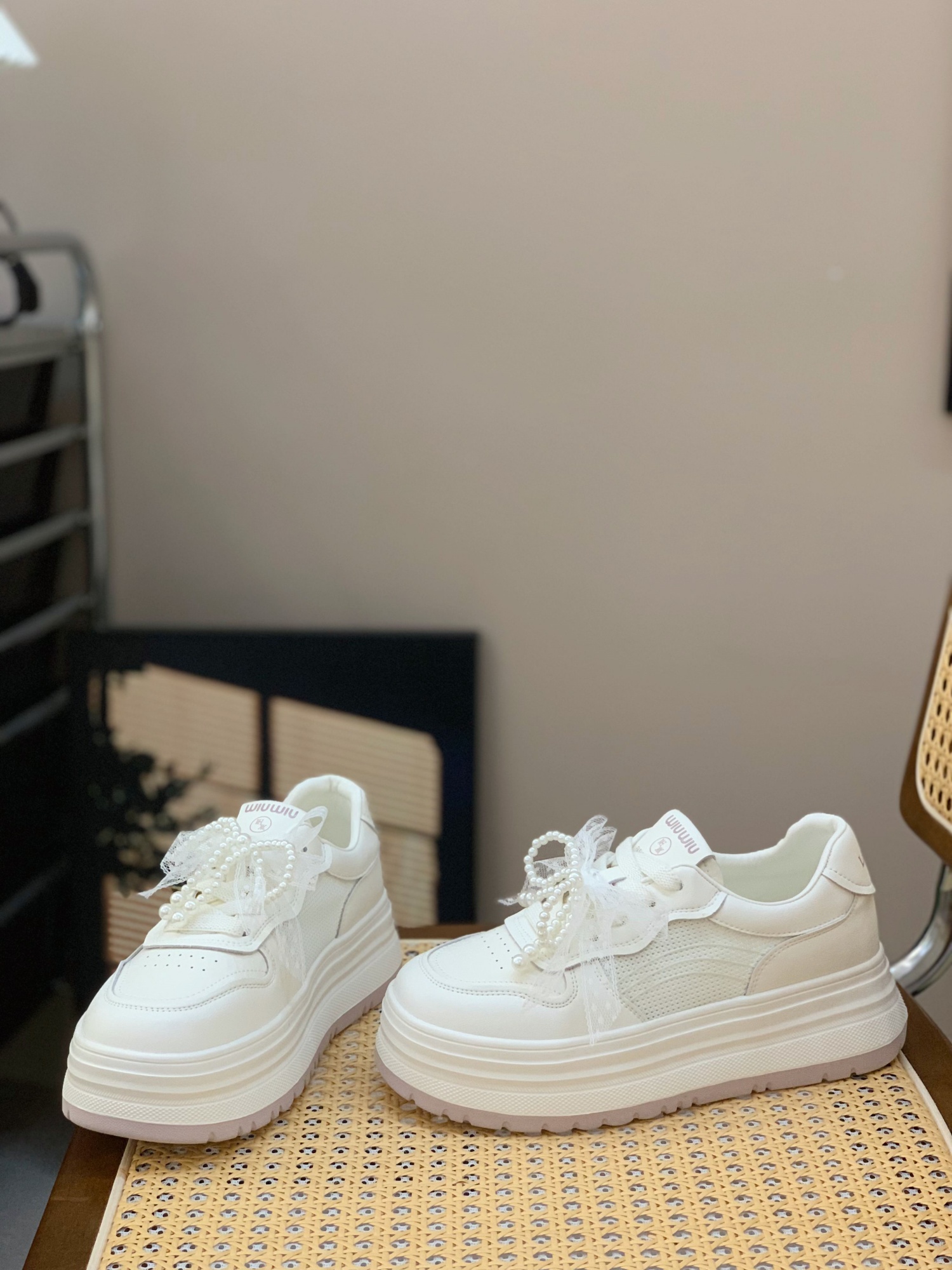 Lightweight Genuine Leather Height-Increasing Thick-Soled White Casual Sneakers for Women - 2025 Summer Versatile Mesh Hollow Design Lightweight Genuine Leather Height-Increasing Thick-Soled White Casual Sneakers for Women - 2025 Summer Versatile Mesh Hollow Design