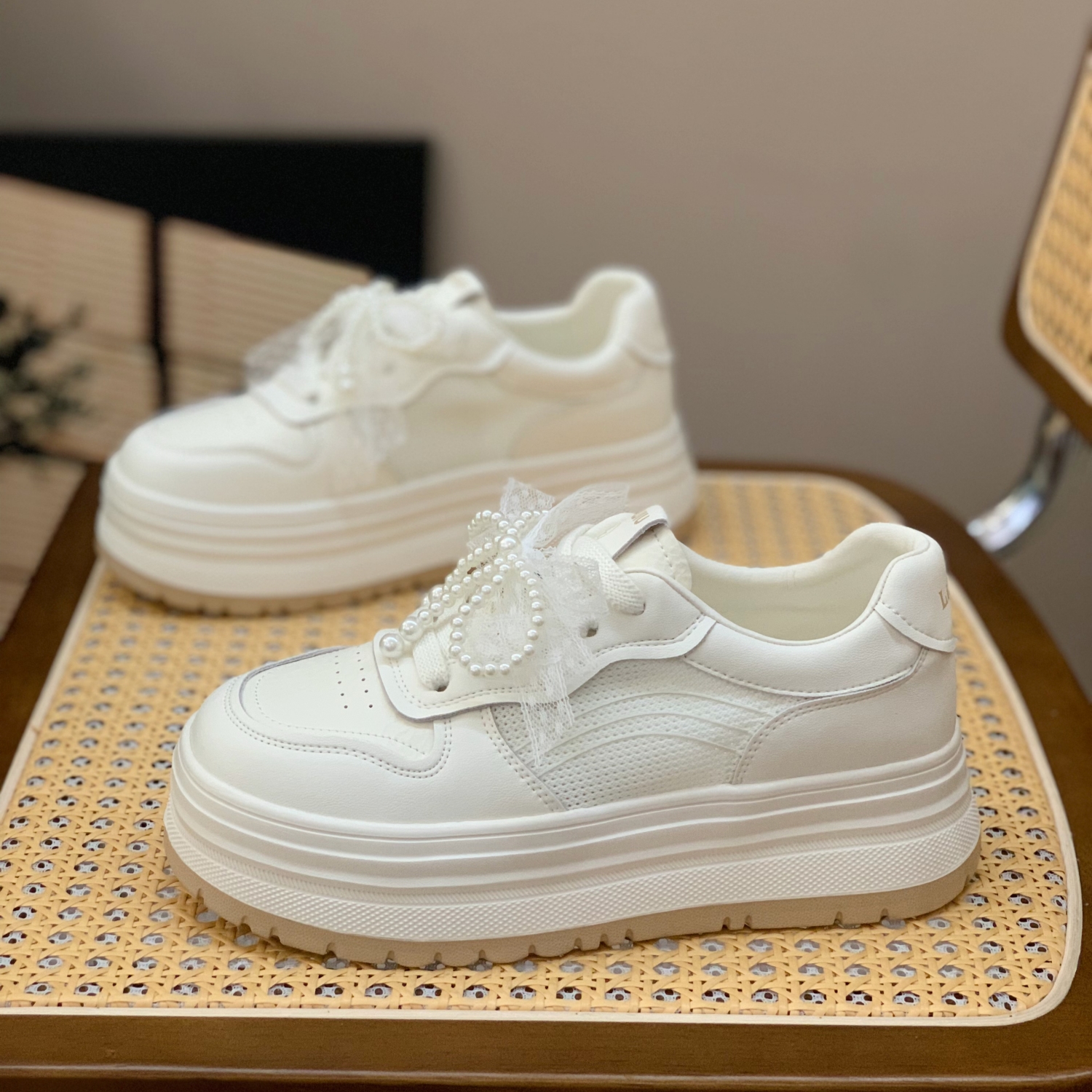 Lightweight Genuine Leather Height-Increasing Thick-Soled White Casual Sneakers for Women - 2025 Summer Versatile Mesh Hollow Design Lightweight Genuine Leather Height-Increasing Thick-Soled White Casual Sneakers for Women - 2025 Summer Versatile Mesh Hollow Design