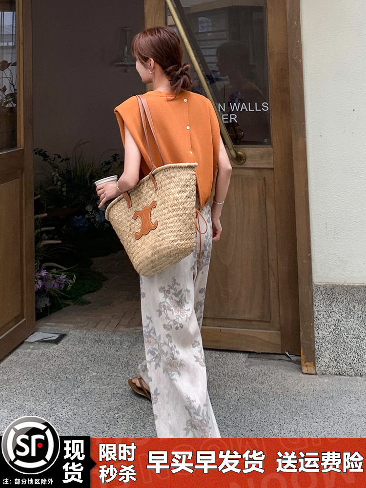 Lightweight Summer 2025 Two-Piece Set for Women - Stylish Wide-Leg Pants with Small Flying Sleeves, Mature Elegance Lightweight Summer 2025 Two-Piece Set for Women - Stylish Wide-Leg Pants with Small Flying Sleeves, Mature Elegance