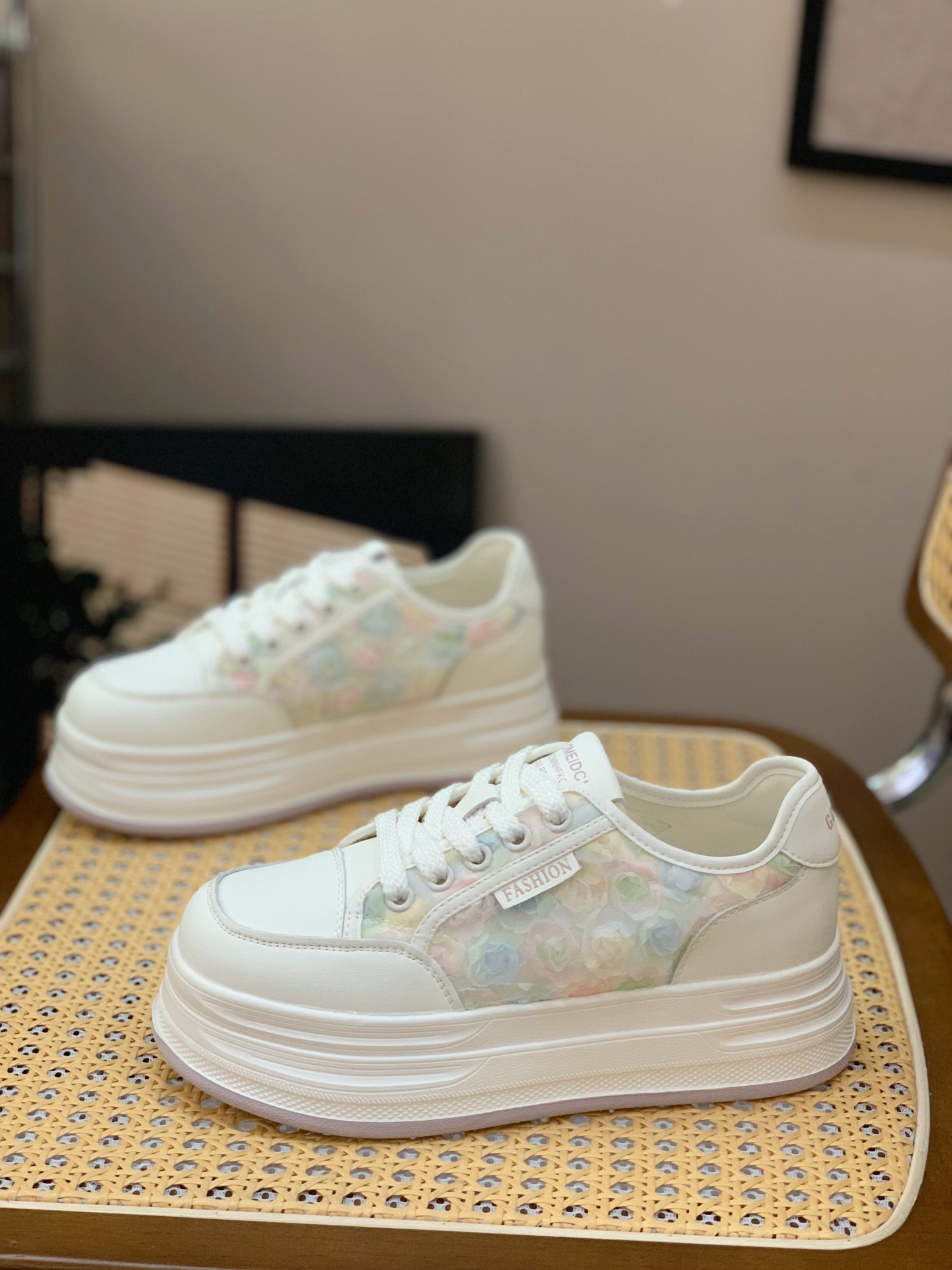 Lightweight Women's White Lace-Up Casual Sneakers - Thick-Soled Breathable Mesh Genuine Leather for Summer 2025 Fashion