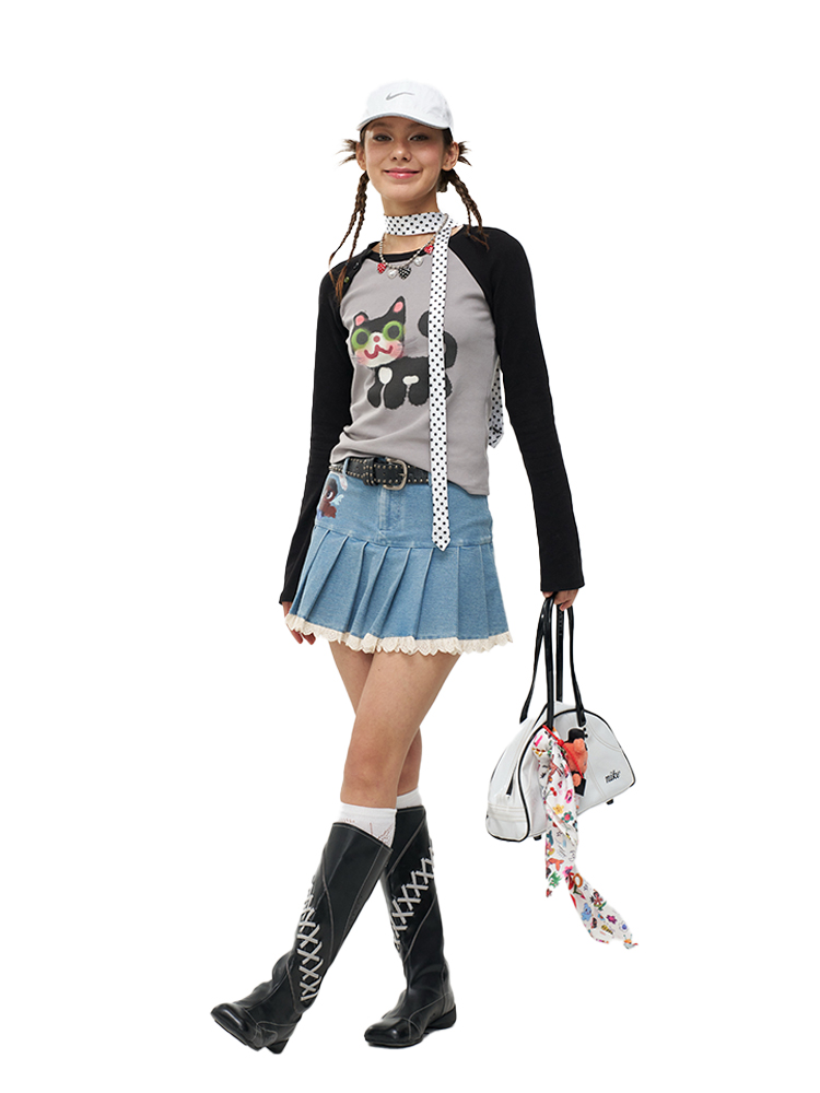 Little Black Cat Button Raglan Long Sleeve T-Shirt - Slim Fit Base Layer for Casual Style, Perfect for 90s & Y2K Fashion Little Black Cat Button Raglan Long Sleeve T-Shirt - Slim Fit Base Layer for Casual Style, Perfect for 90s & Y2K Fashion