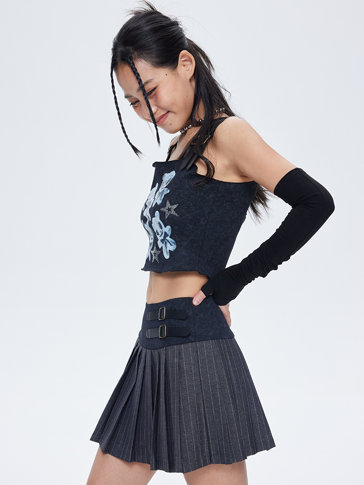 Little White Bear Printed Leather Shoulder Strap Knitted Vest Top and Skirt Set - Y2K Aesthetic, Cute Casual Outfit Little White Bear Printed Leather Shoulder Strap Knitted Vest Top and Skirt Set - Y2K Aesthetic, Cute Casual Outfit