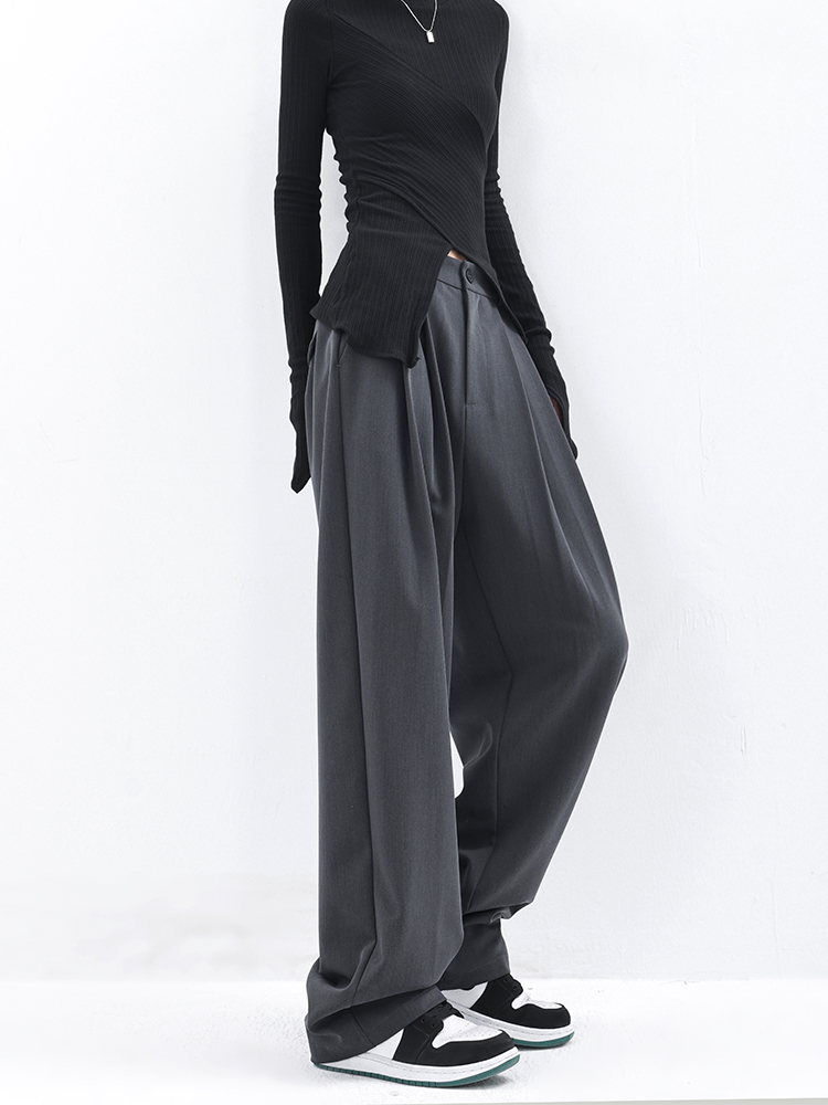 Loose Casual Wide-Leg Suit Pants for Women with Pleated Design, Niche Early Autumn Fashion, Trendy 90s-Inspired Style Loose Casual Wide-Leg Suit Pants for Women with Pleated Design, Niche Early Autumn Fashion, Trendy 90s-Inspired Style
