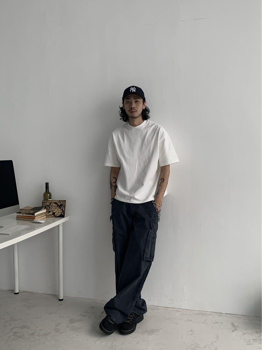 Loose Fit Vintage American Retro Wide-Leg Cargo Work Pants for Men & Women - Unisex Streetwear Trousers Loose Fit Vintage American Retro Wide-Leg Cargo Work Pants for Men & Women - Unisex Streetwear Trousers