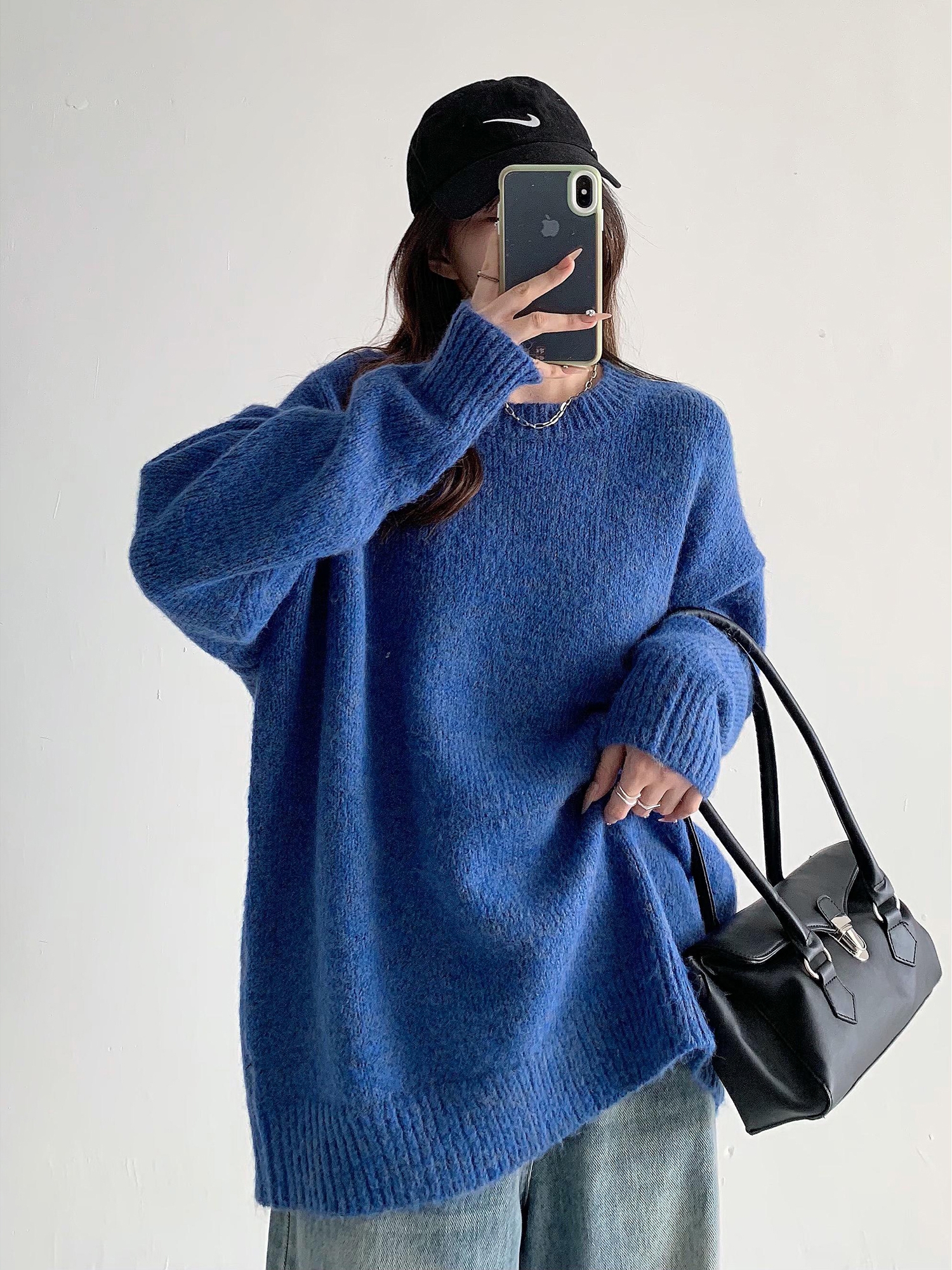 Loose-Fitting Thickened Sweater for Women, Korean Style Knitted Top Jacket, High-End Autumn Winter 2025 Casual Fashion Loose-Fitting Thickened Sweater for Women, Korean Style Knitted Top Jacket, High-End Autumn Winter 2025 Casual Fashion