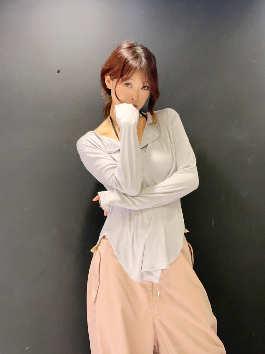 Loose Long-Sleeve Jazz Dance Top for Women - K-Pop Inspired Sweet and Spicy Performance Cover-Up