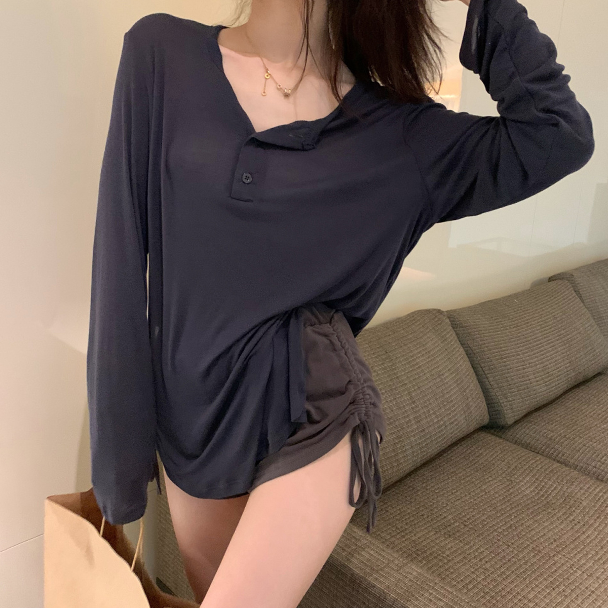 Loose Long-Sleeve Jazz Dance Top for Women - K-Pop Inspired Sweet and Spicy Performance Cover-Up Loose Long-Sleeve Jazz Dance Top for Women - K-Pop Inspired Sweet and Spicy Performance Cover-Up