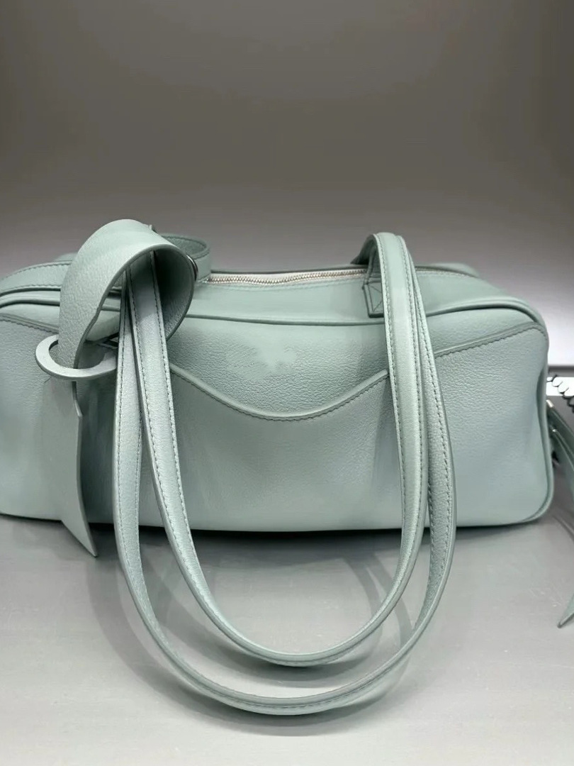 Lychee Pattern Bowling Bag - Versatile Unisex Shoulder Bag in Various Sizes - Trendy Fashion Accessory for Everyday Use Lychee Pattern Bowling Bag - Versatile Unisex Shoulder Bag in Various Sizes - Trendy Fashion Accessory for Everyday Use