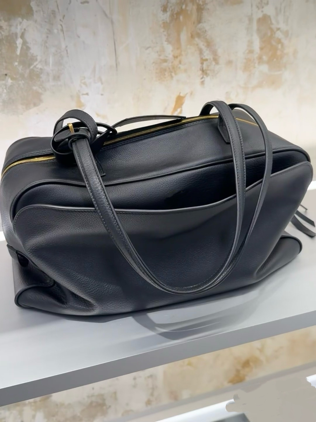 Lychee Pattern Bowling Bag - Versatile Unisex Shoulder Bag in Various Sizes - Trendy Fashion Accessory for Everyday Use