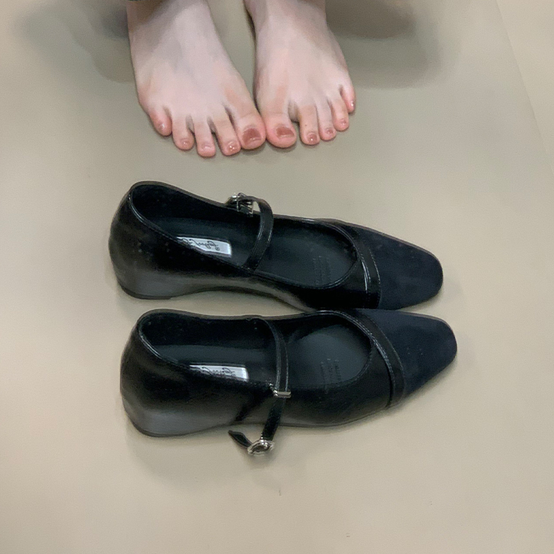 Mary Jane Shoes for Women, Shallow Mouth One-Strap Spliced Hidden Height Increase Flats, Versatile for Skirts, Chic Leather Design