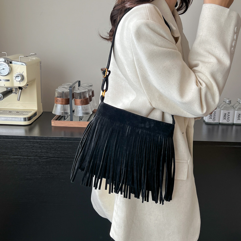 Matte Vintage Tassel Bag for Women - 2025 Korean Style Crossbody Bucket Bag, High-End Minimalist Shoulder Bag Matte Vintage Tassel Bag for Women - 2025 Korean Style Crossbody Bucket Bag, High-End Minimalist Shoulder Bag