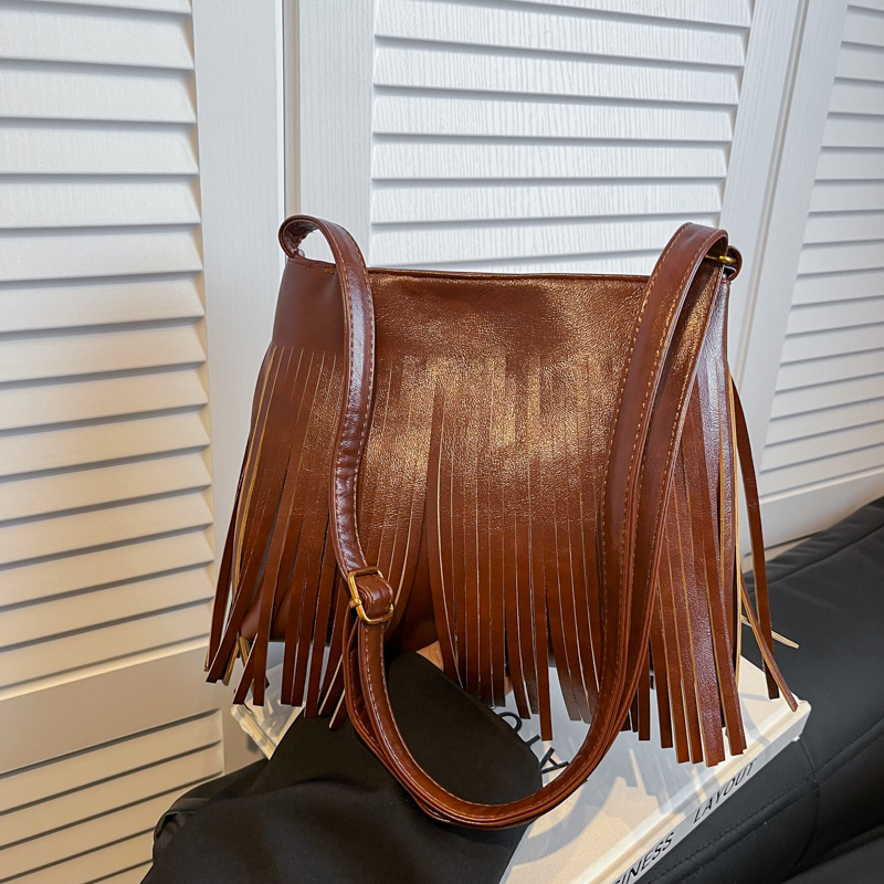 Matte Vintage Tassel Bag for Women - 2025 Korean Style Crossbody Bucket Bag, High-End Minimalist Shoulder Bag Matte Vintage Tassel Bag for Women - 2025 Korean Style Crossbody Bucket Bag, High-End Minimalist Shoulder Bag