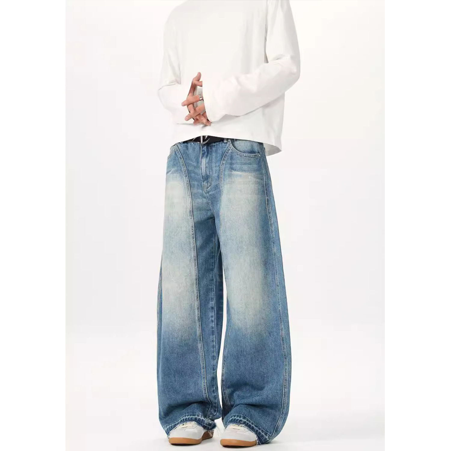 Men's American Retro Deconstructed Curved Knife Jeans - Clean Fit, Trendy Tailored Silhouette, Y2K Banana Pants