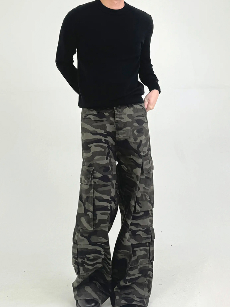 Men's American Retro Heavyweight Camouflage Wide-Leg Casual Pants with Patchwork Pockets - Stylish Loose Fit Workwear Men's American Retro Heavyweight Camouflage Wide-Leg Casual Pants with Patchwork Pockets - Stylish Loose Fit Workwear