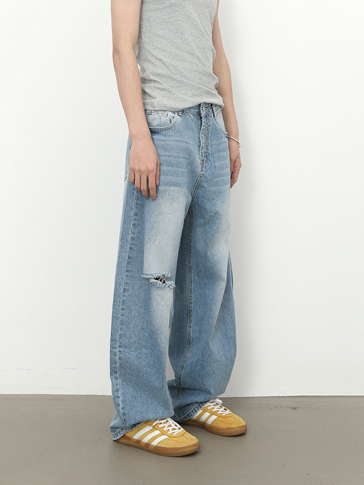 Men's American Retro Ripped Jeans, Clean Fit Curved Blade, Stylish Washed Loose Wide-Leg Pants for Y2K Fashion Men's American Retro Ripped Jeans, Clean Fit Curved Blade, Stylish Washed Loose Wide-Leg Pants for Y2K Fashion