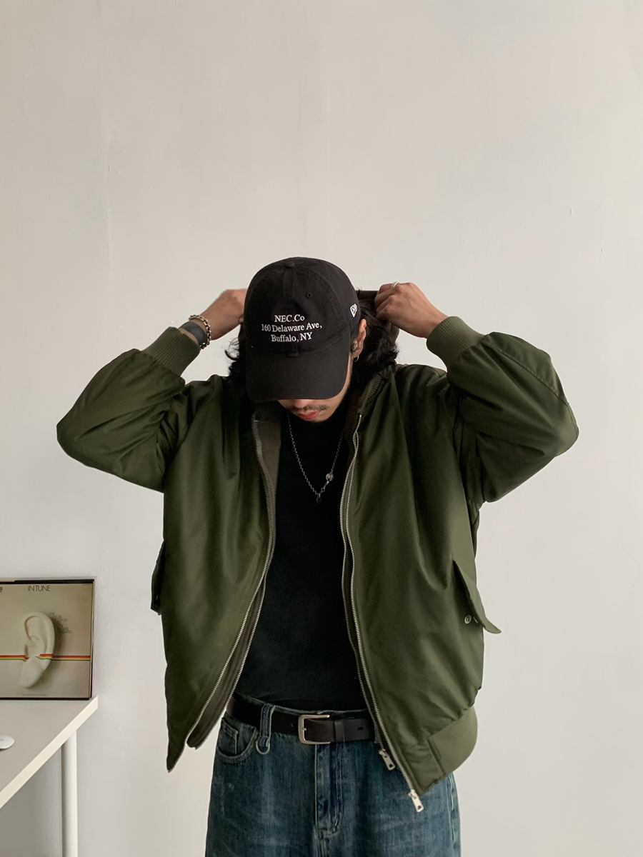 Men's Japanese Winter MA1 Pilot Jacket - Thick Cotton Coat, Vintage Streetwear, Fake Two-Piece Design, American Style Men's Japanese Winter MA1 Pilot Jacket - Thick Cotton Coat, Vintage Streetwear, Fake Two-Piece Design, American Style